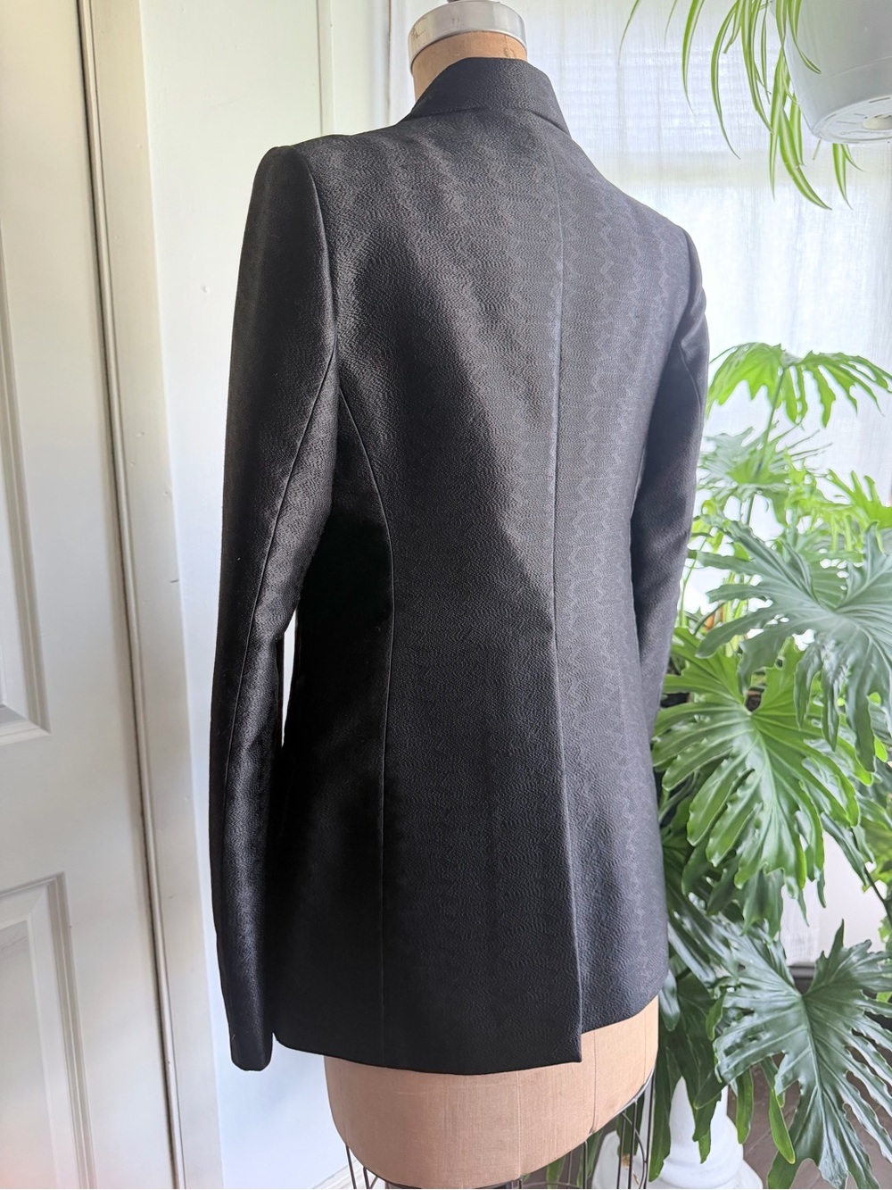 Luxurious GUCCI Tom Ford era black sharkskin blazer like new Italy 42 - Picture 12 of 15